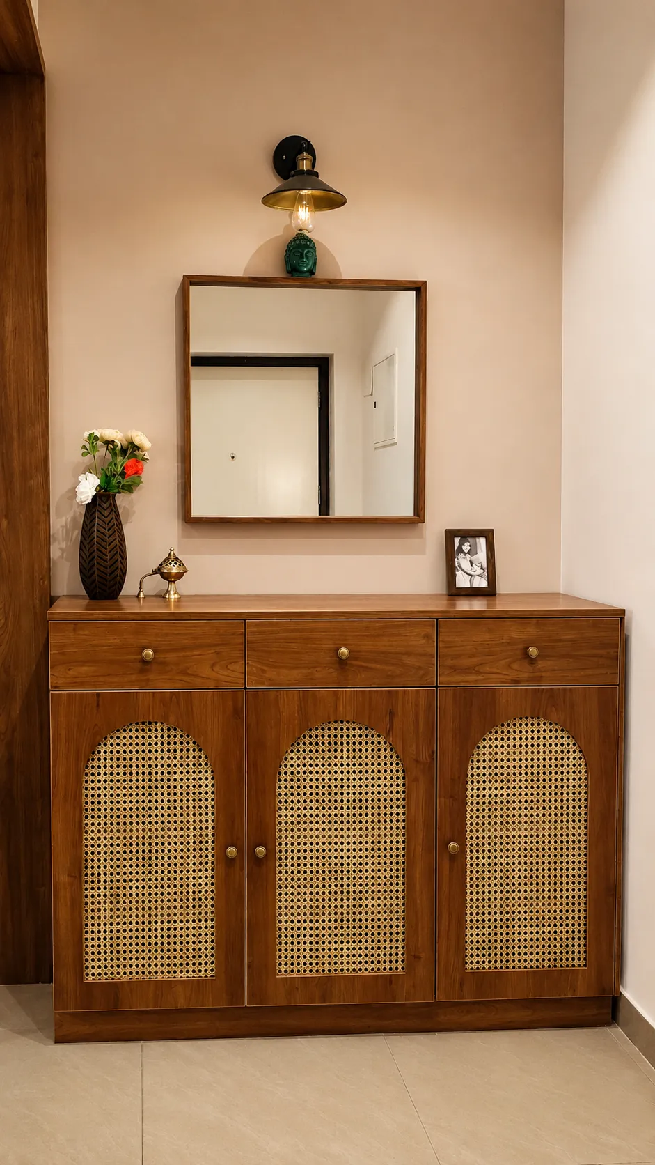 P205 — photo 1